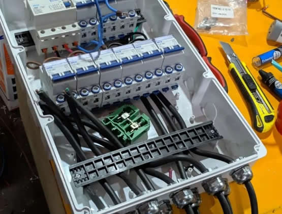 PROYELSA MANTENIMIENTO ELECTRICO